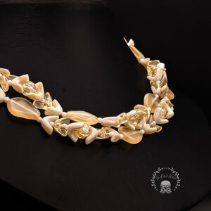 VINTAGE Peaches & Cream Plastic Seashell Faux Sea Glass Beaded Necklace - Signed